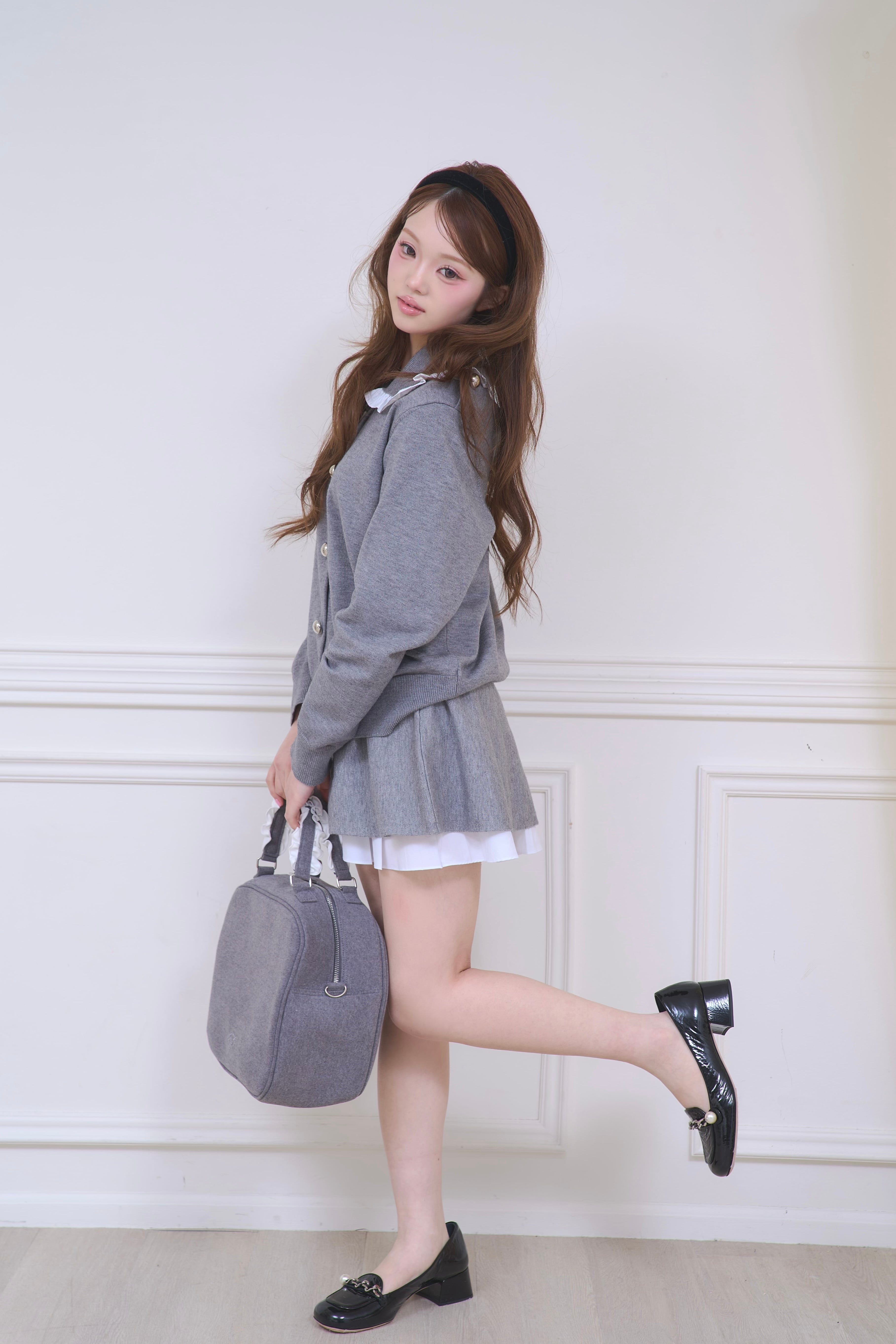 set up〈gray〉 | PRIMAVELY