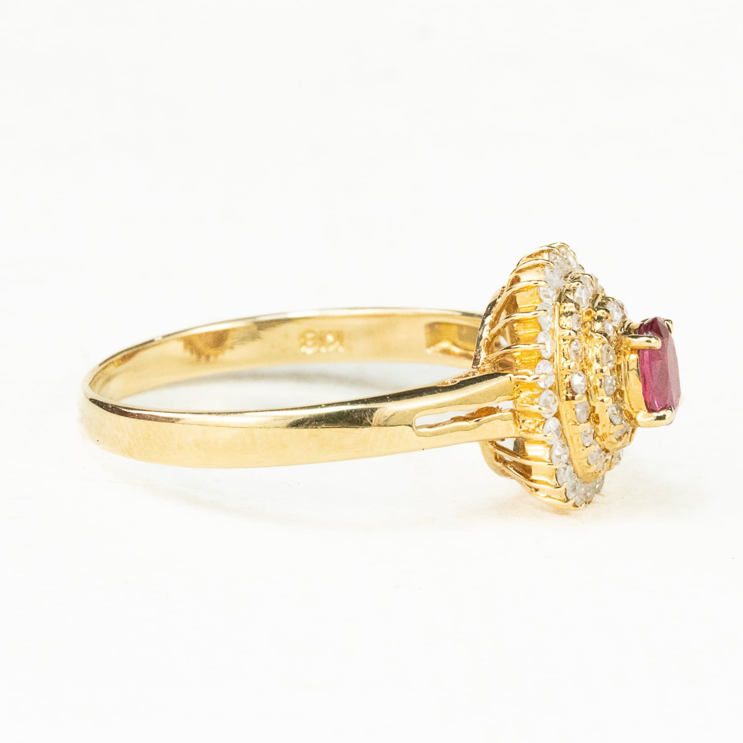 K18 ルビー0.20ct ダイヤモンド0.30ct リング｜二重のハローが囲む
