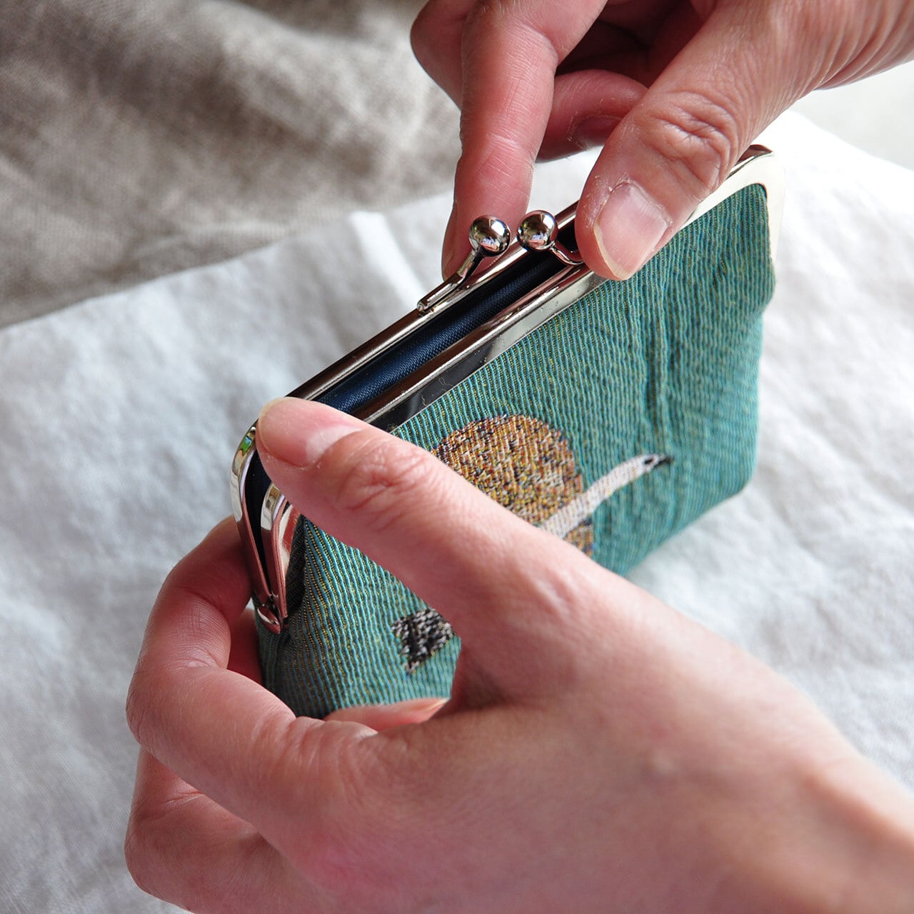 新品未使用 SAKURAYAMA 財布 鳥の声音 ウォレット がま口 鳥 トリ 新品未使用 SAKURAYAMA 財布 鳥の声音 ウォレット がま口 鳥 トリ