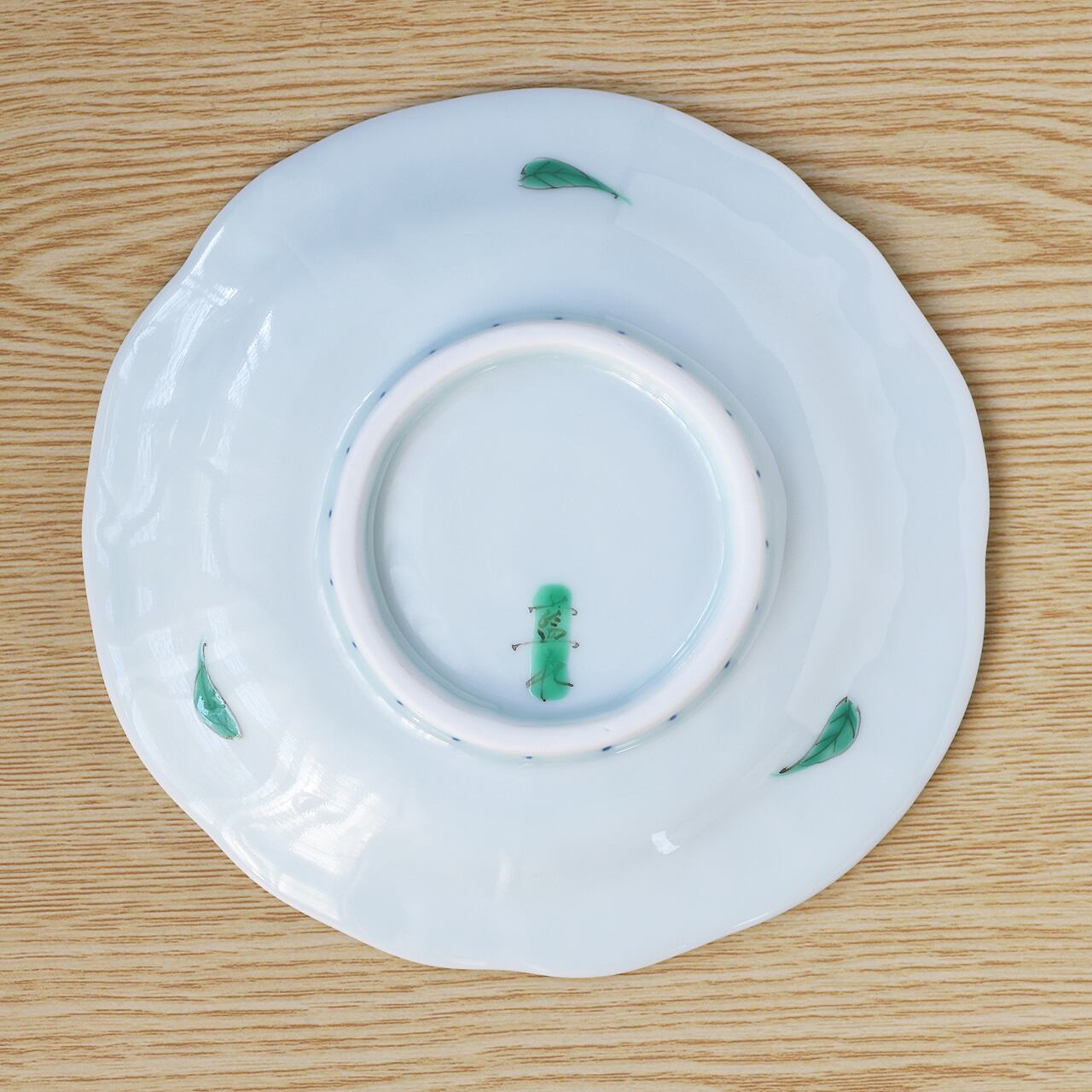 うつわ藍水 ｜ 銘々皿（約15㎝） 一つ花ルリハコベ ｜ 波佐見焼 | にっ