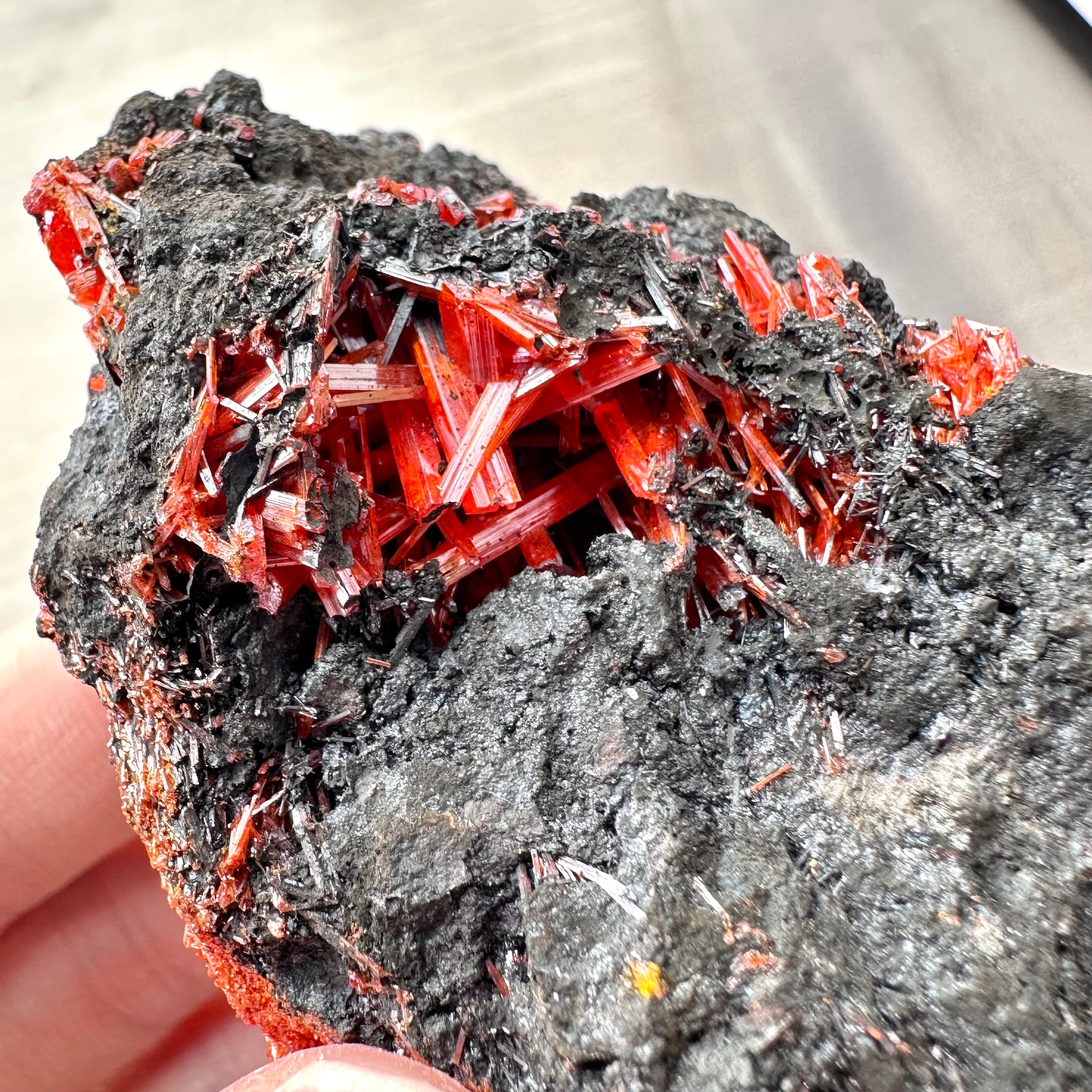 クロコアイト【Crocoite】オーストラリア産 | PEANUTS MINERALS