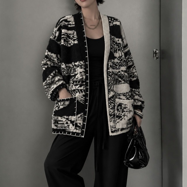 Mono Graphic Knit Cardigan 01491