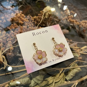 Rocon:桜のワイヤーピアス