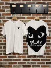 【PLAY COMME des GARCONS】T353 黒ハートバックプリント TEE