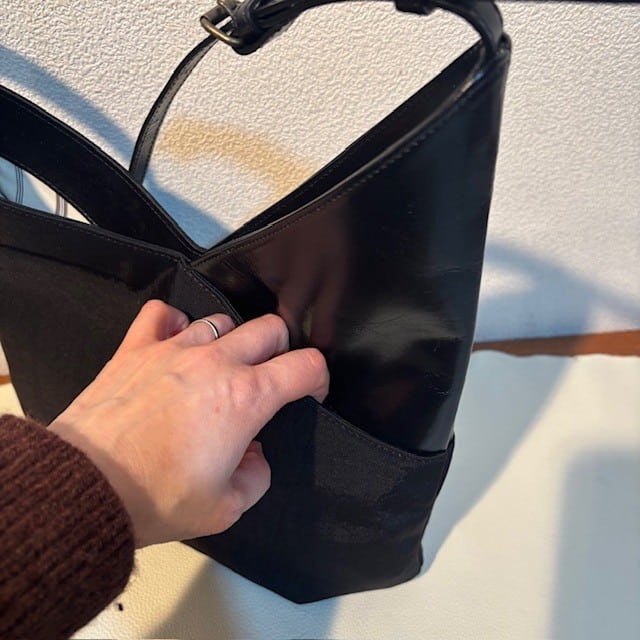 B.stuff　ナイロン×レザーコンビショルダー