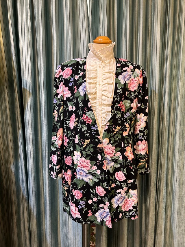 80's made in U.S.A. black  flower  jacket