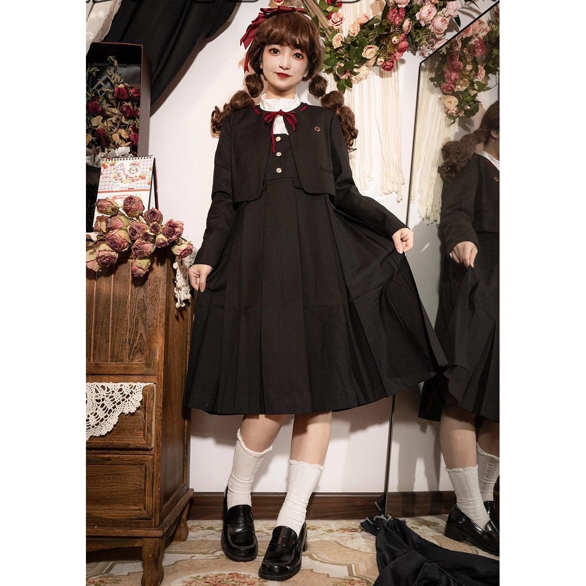 黒曜の礼拝・ボレロ付きクラシカル制服ワンピース：ジャケット