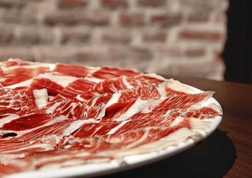 36ヶ月熟成 ハモンイベリコ ベジョータ【50g単位量り売り】スペイン産 生ハム・生サラミ・チーズの専門店 イルグストチッチ(公式)