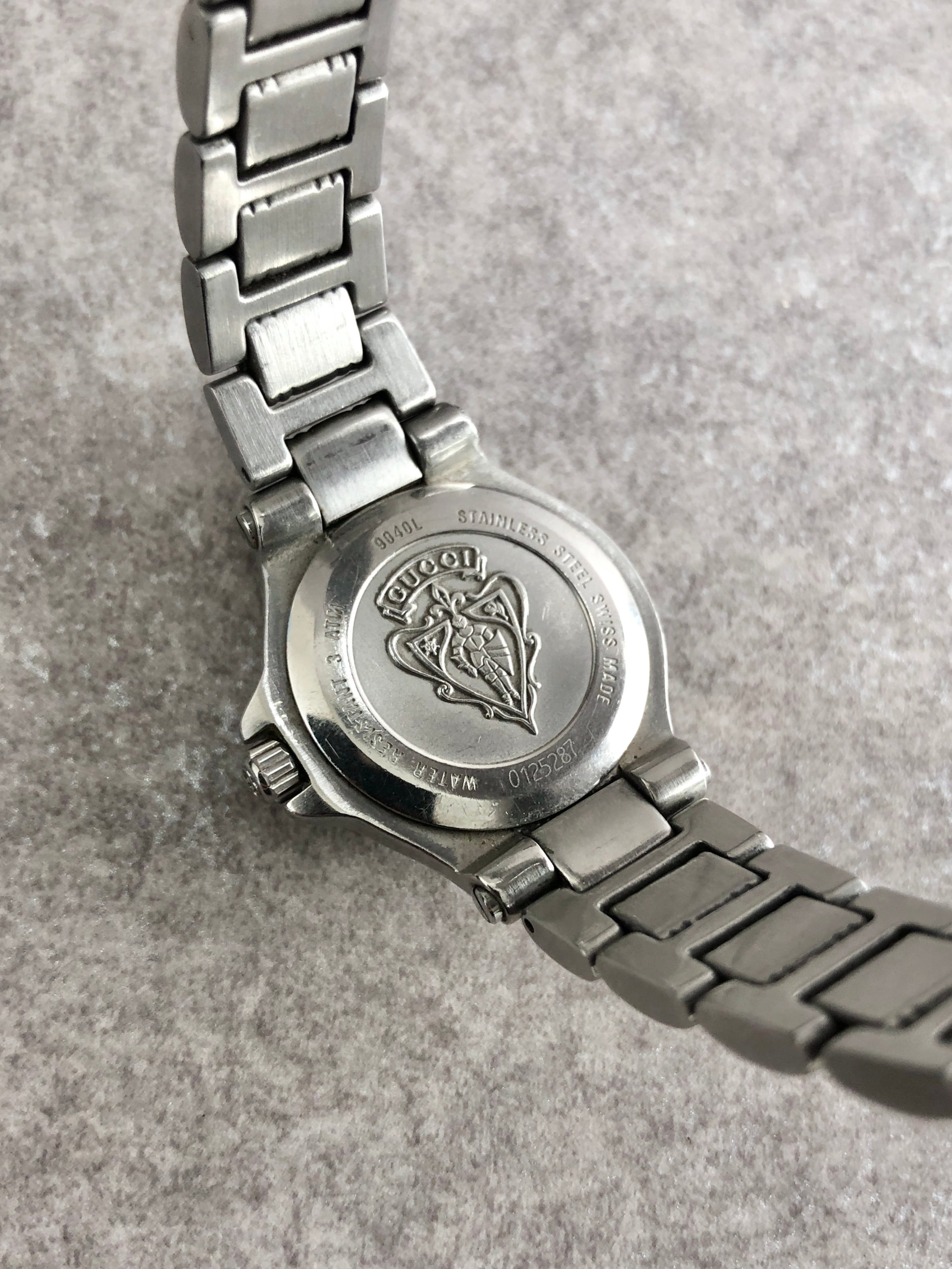 GUCCI グッチ 腕時計 シルバー ステンレススチール クウォーツ 9040L