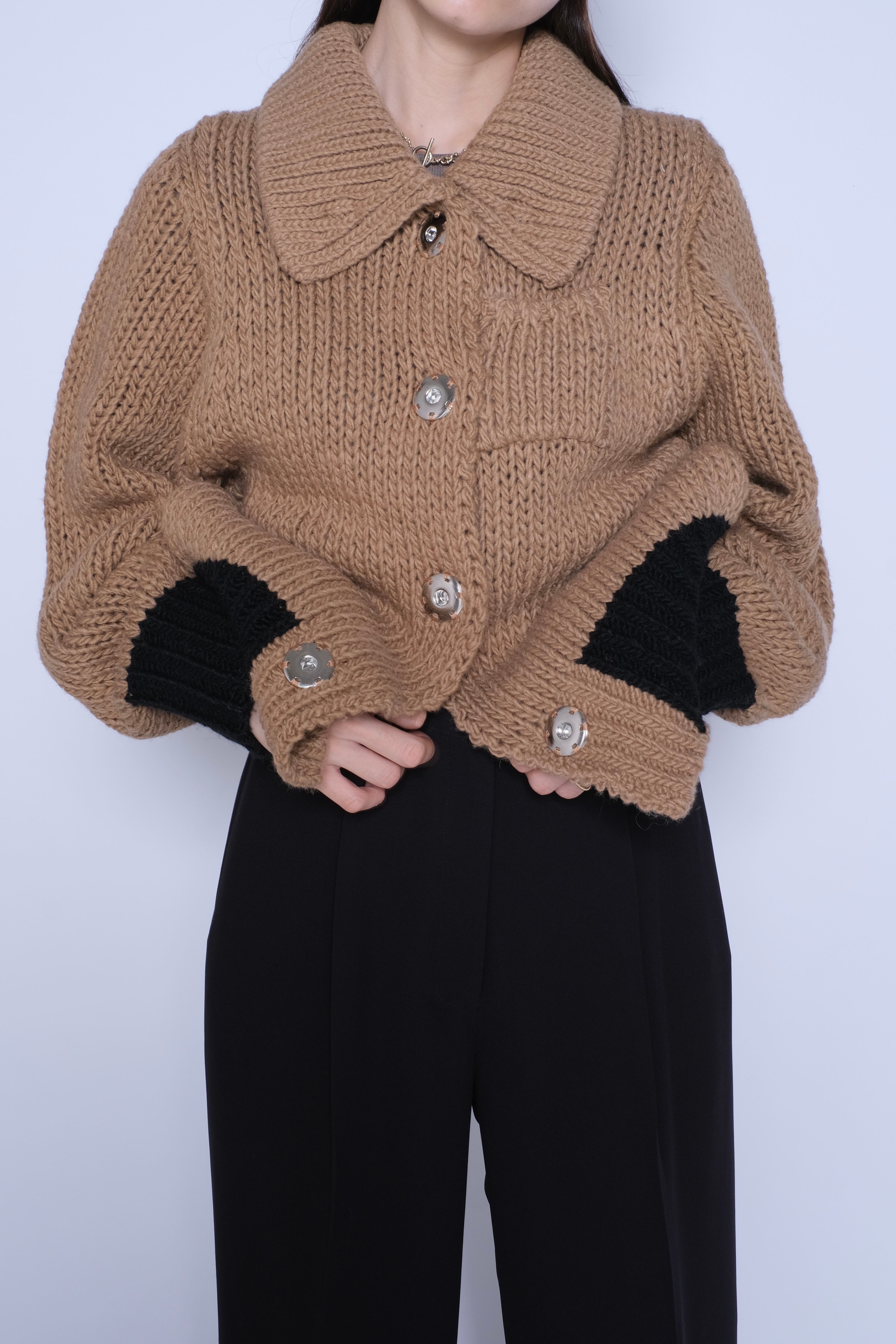 OUAT / -007-META KNIT | LIVING