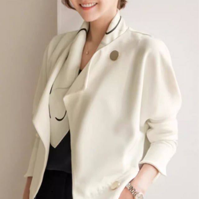 ゴールドボタンショートジャケット　21475