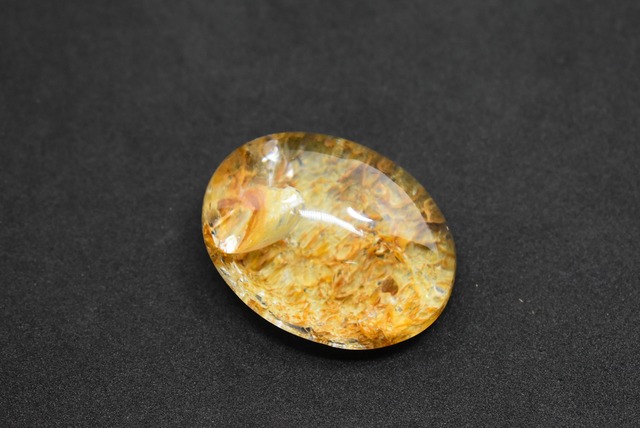 黄金リモナイト入り★クラック★クォーツインクォーツ ルースga004