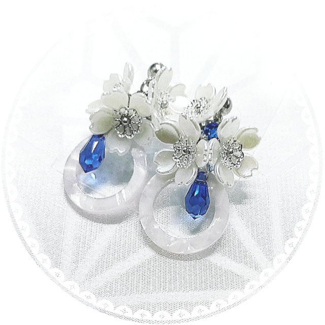 【ピアス】白桜に蒼