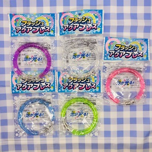 『光るおもちゃ・アクセサリー』　フラッシュアクアブレス　アソートカラー（色の指定不可）