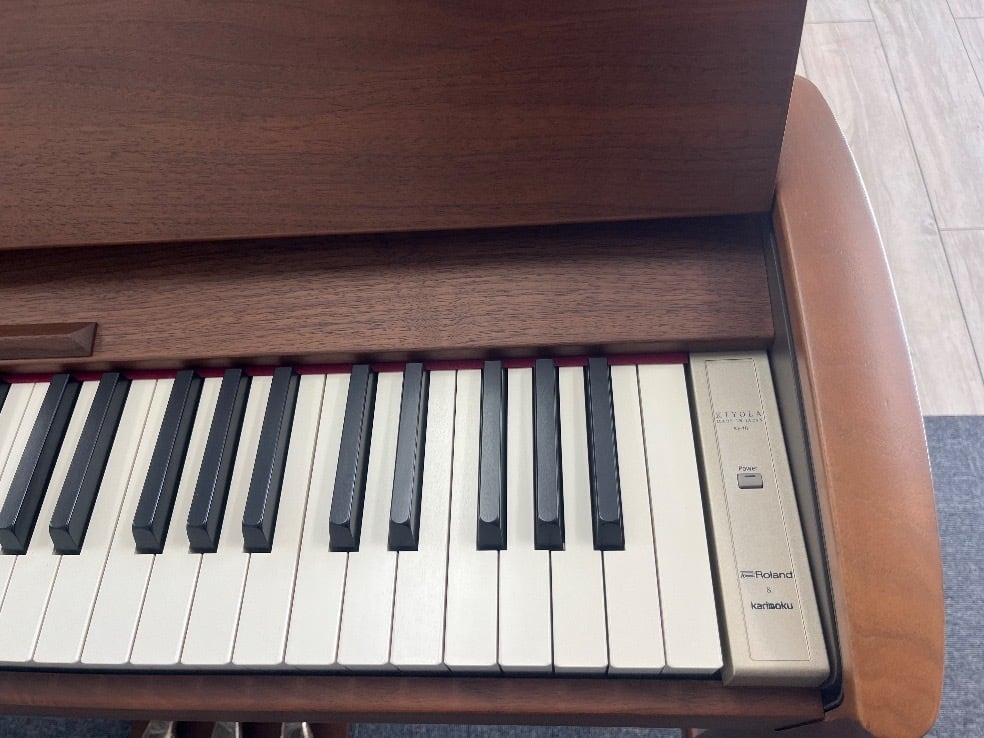 ☆81763【電子ピアノ】ROLAND KF10KW 19年製 | リユース専門店エプコ