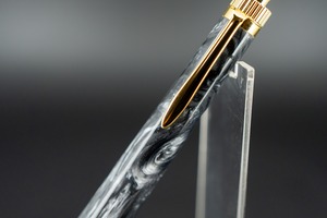 【創造性と透明美】 レジン gold BP