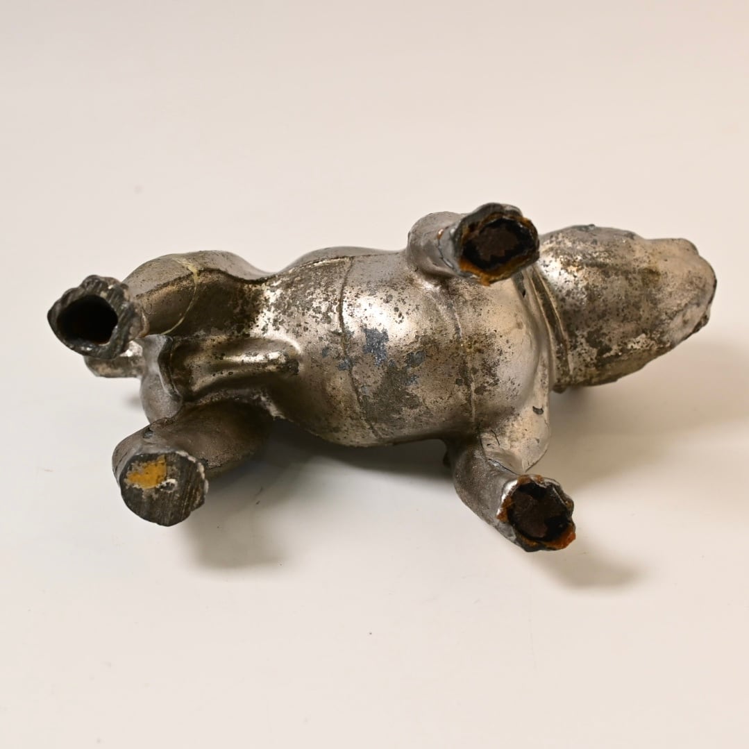 Vintage 70's Bulldog Ornament #2 | Button Works Store ボタン