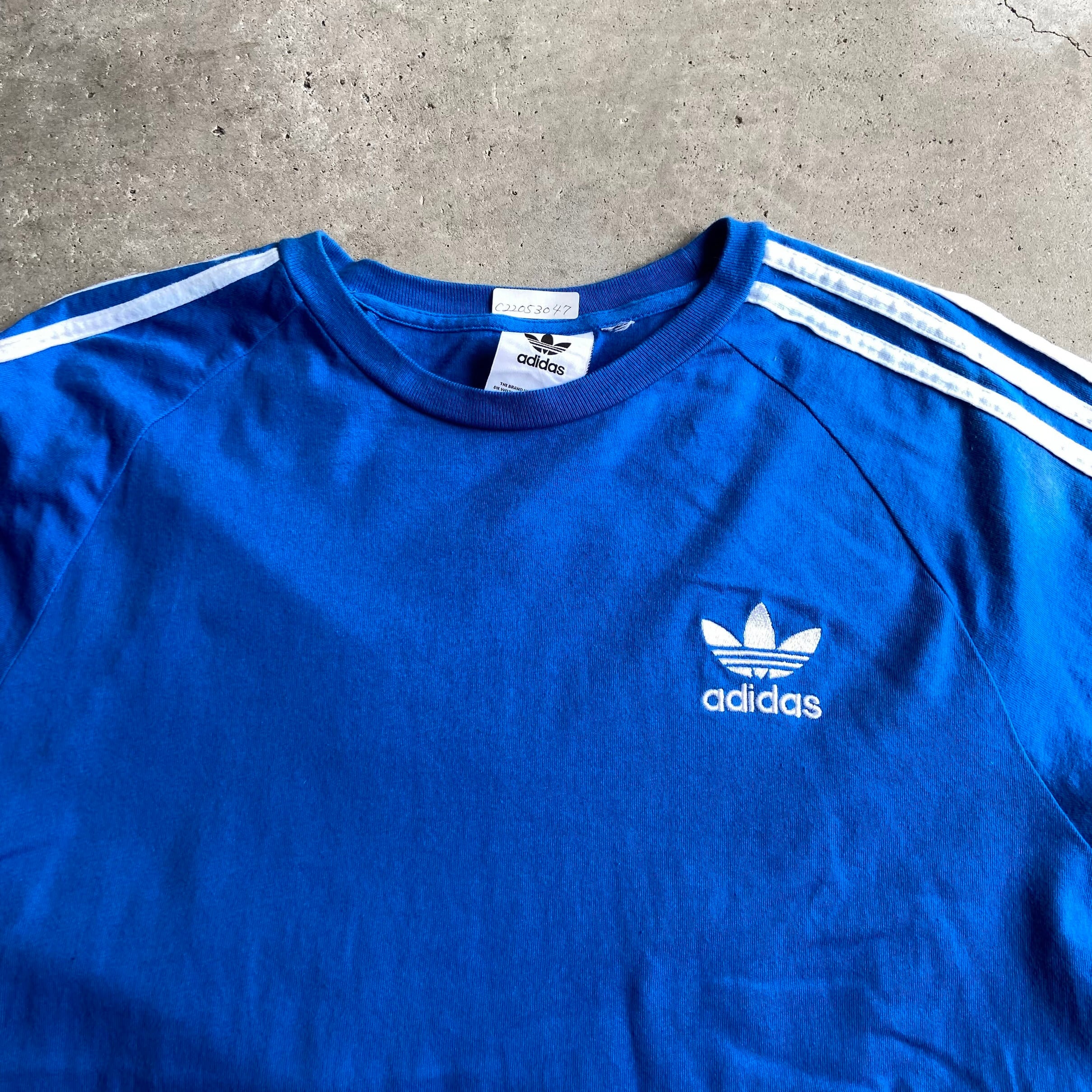 adidas アディダス トレフォイルロゴ ワンポイント刺繍 ライン Tシャツ