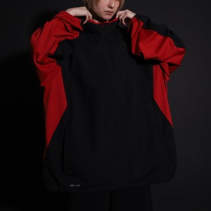 " NIKE " over silhouette bi-color switching design half zip-up pullover