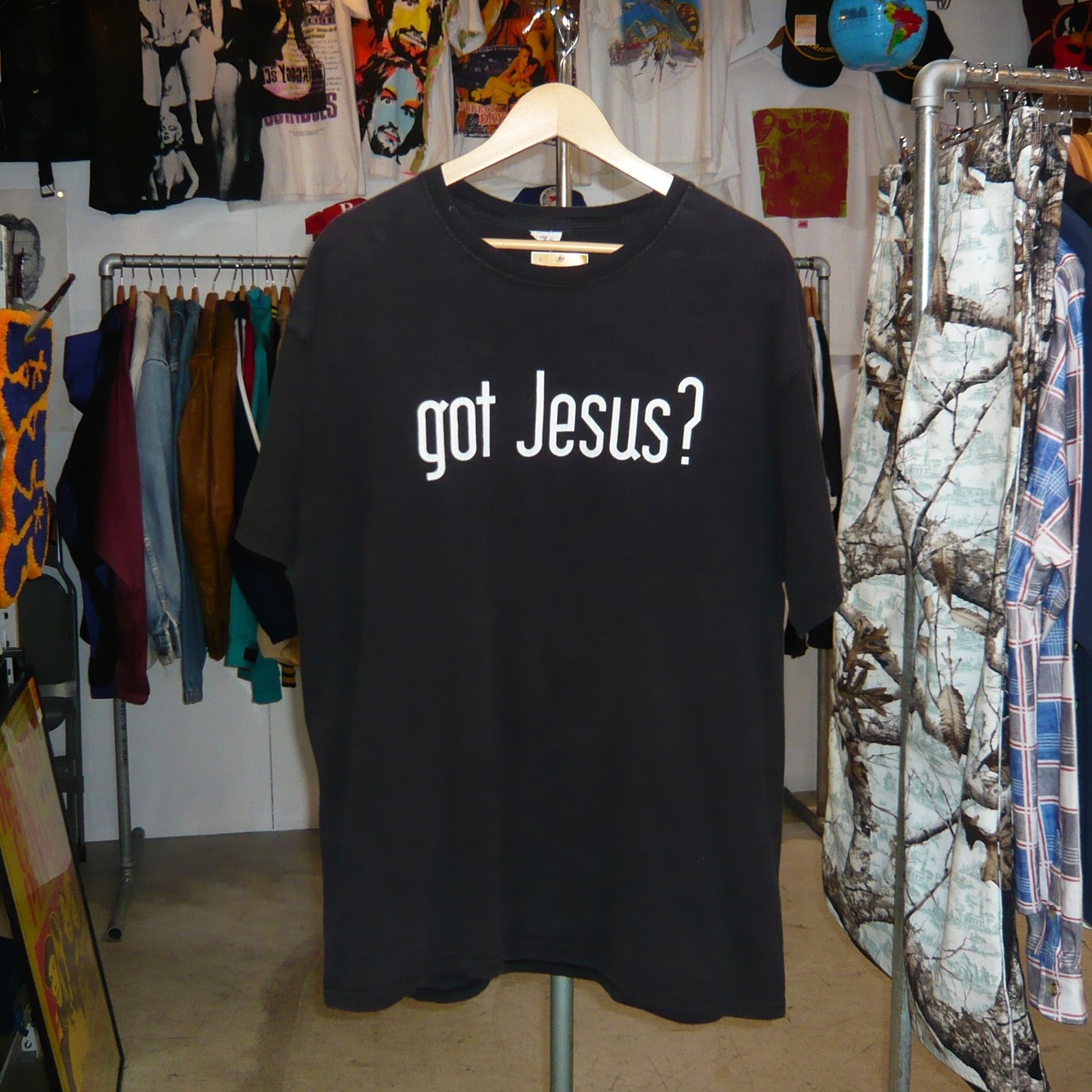 00s got Jesus？ Tシャツ