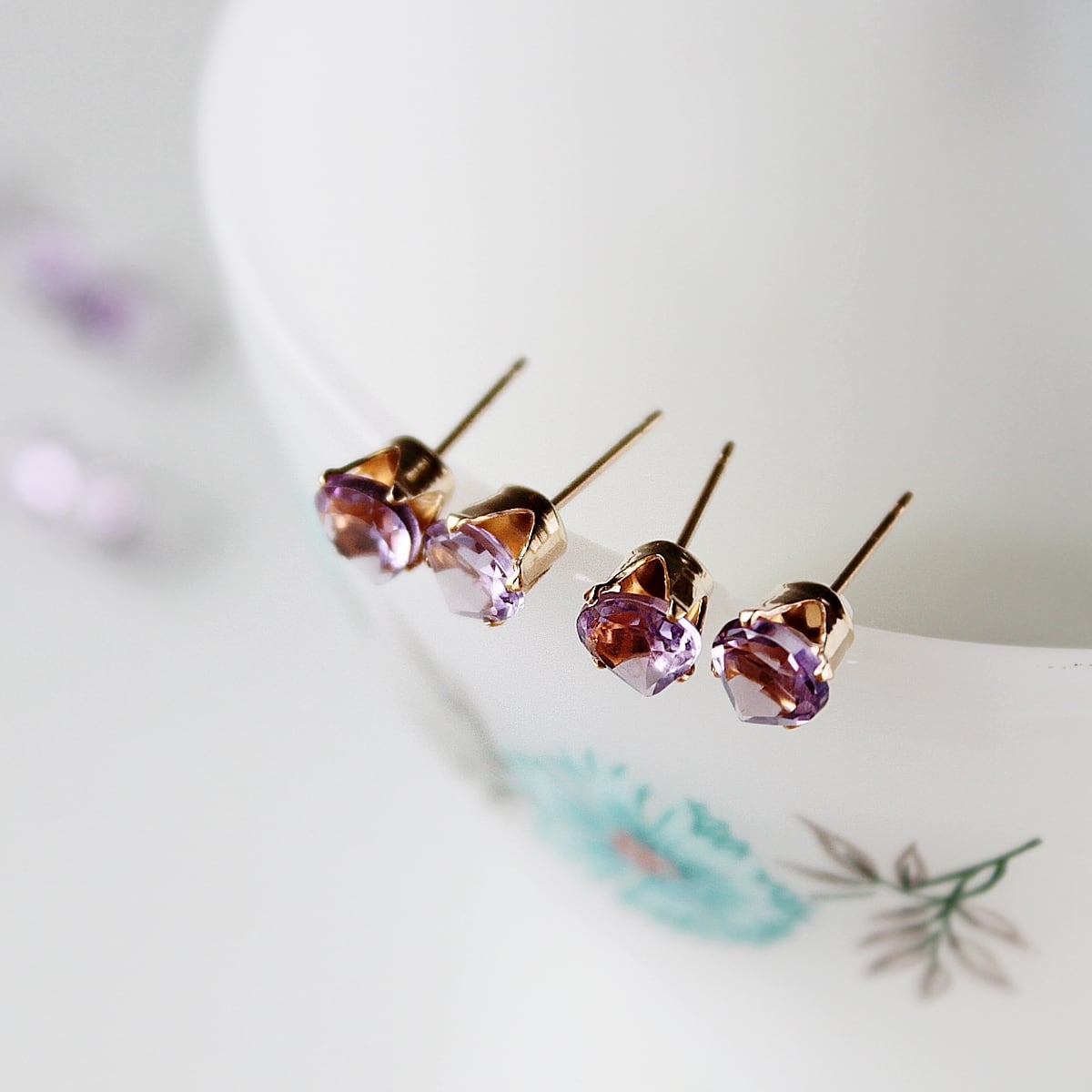 大粒ピンクアメジストの花びらピアス【アジサイ】6mm 14Kgf | Bear's