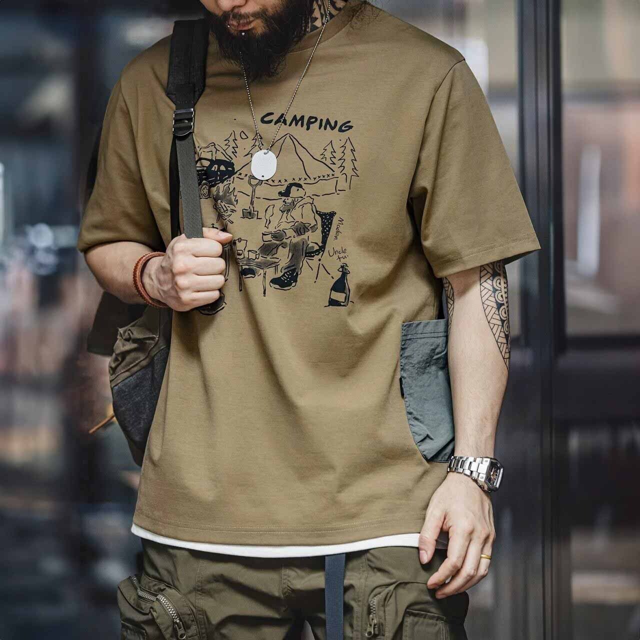 キャンピンググラフィックユーティリティポケットTシャツ 1col   A00201