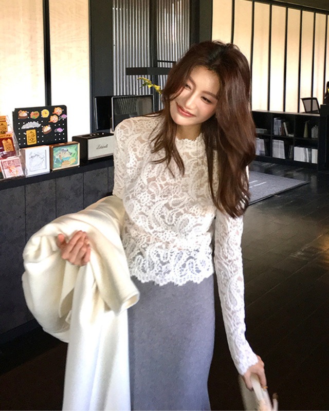 レースフリルハイネックトップス　A25258