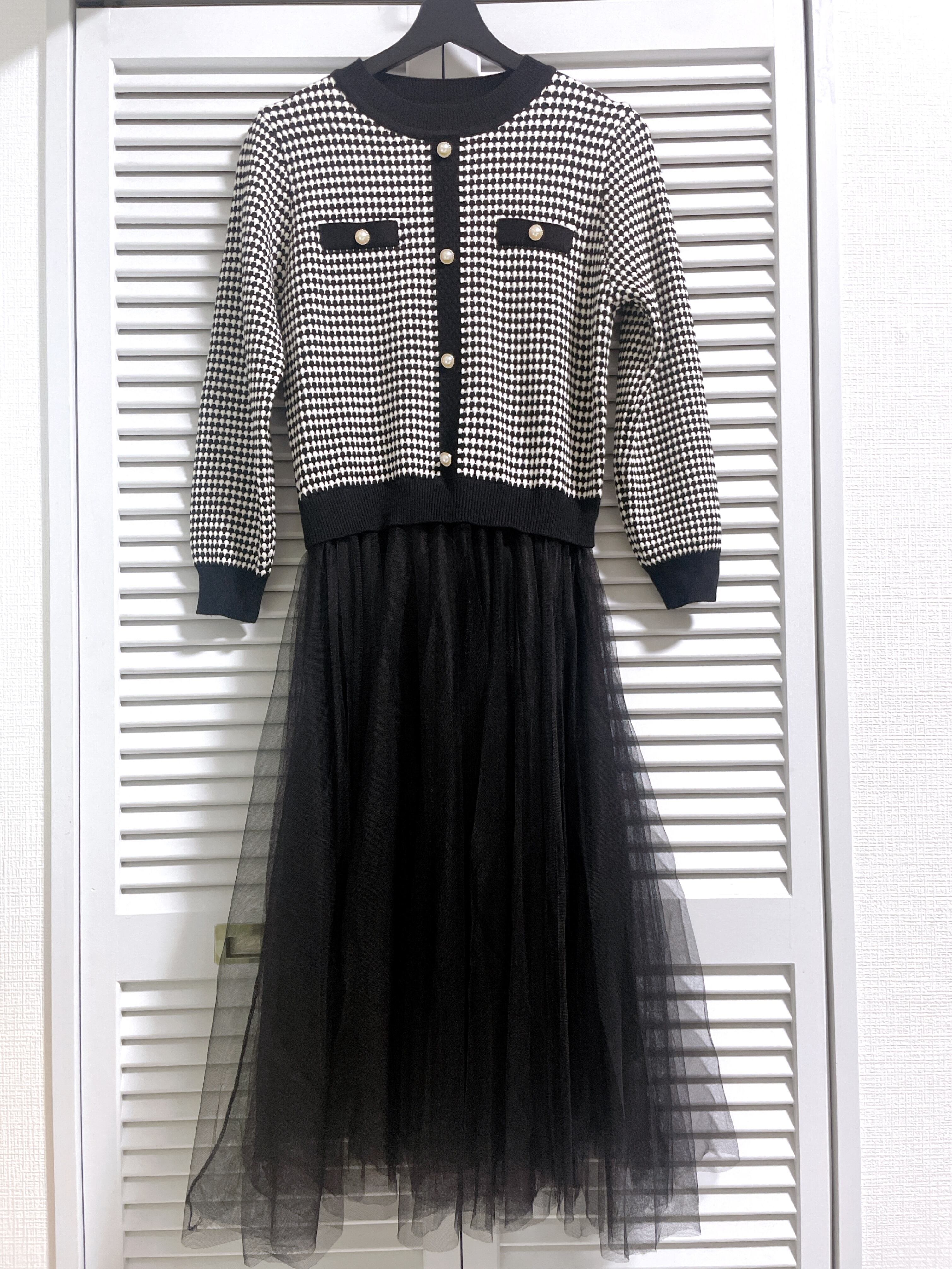 ニットとチュールのワンピース