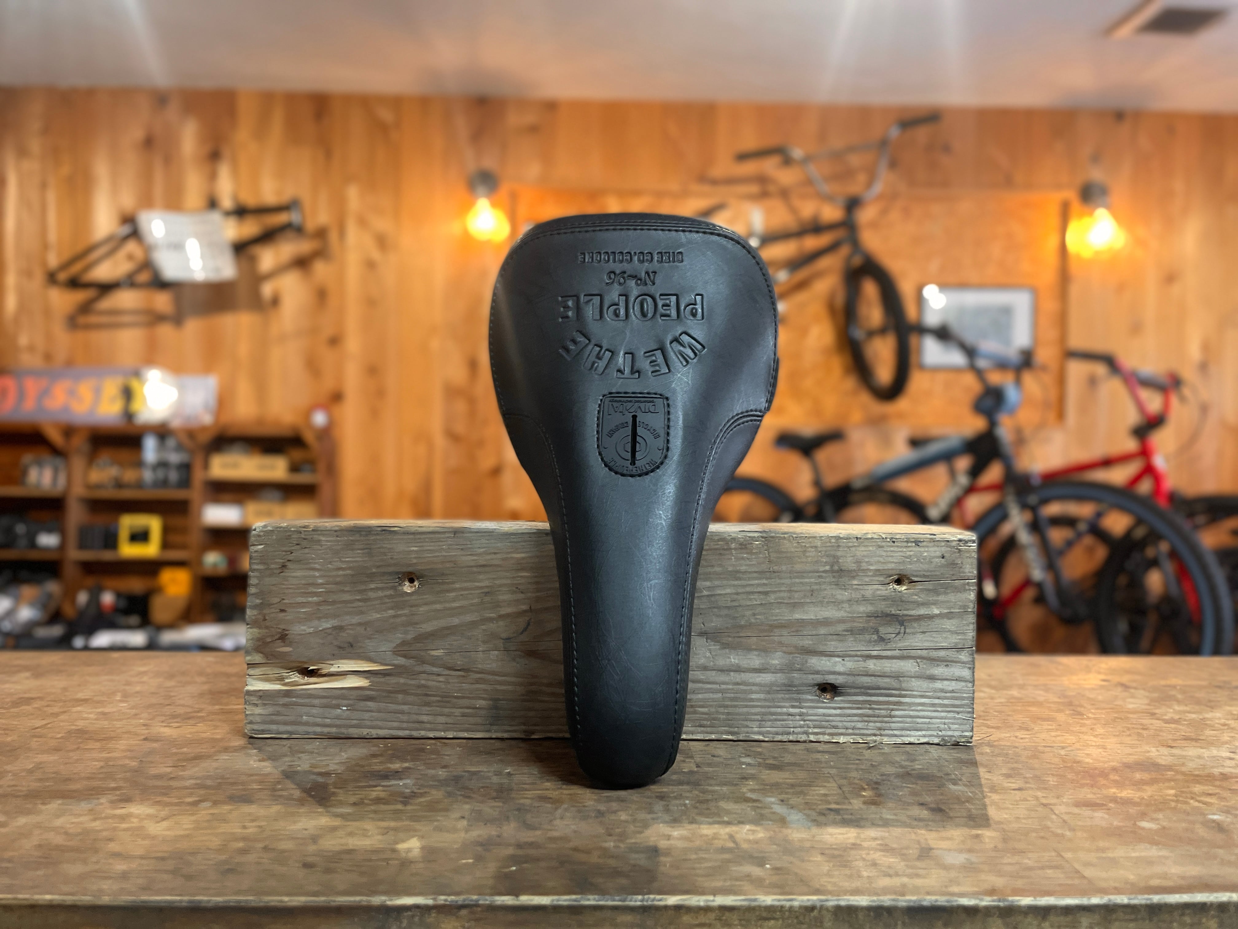 WETHEPEOPLE TEAM PIVOTAL SEAT SLIM bmx | MERSYS