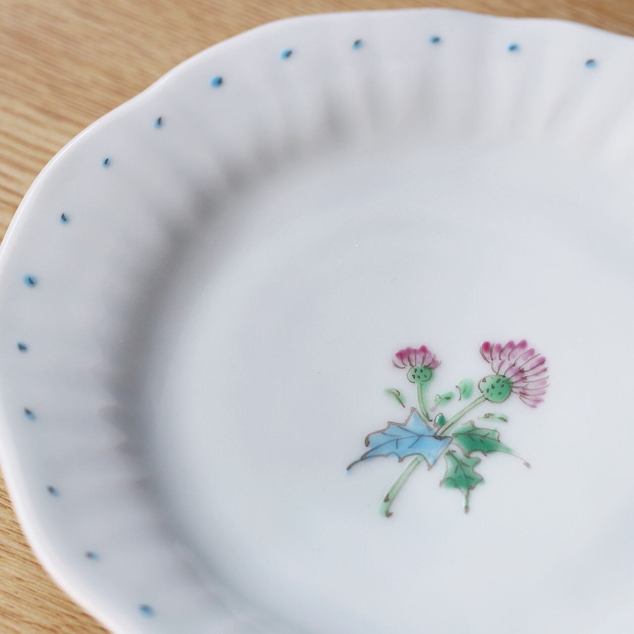 藍水 一つ花アザミ 銘々皿 うつわ藍水（波佐見焼） | にっこう生活館