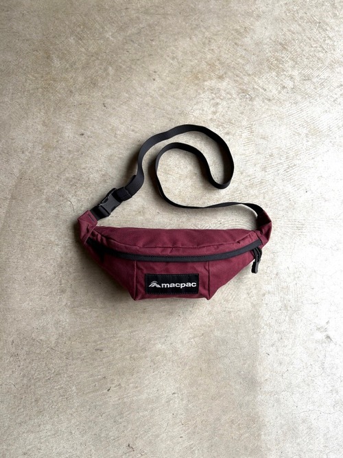 macpac “BUMBAG S 2.5L”