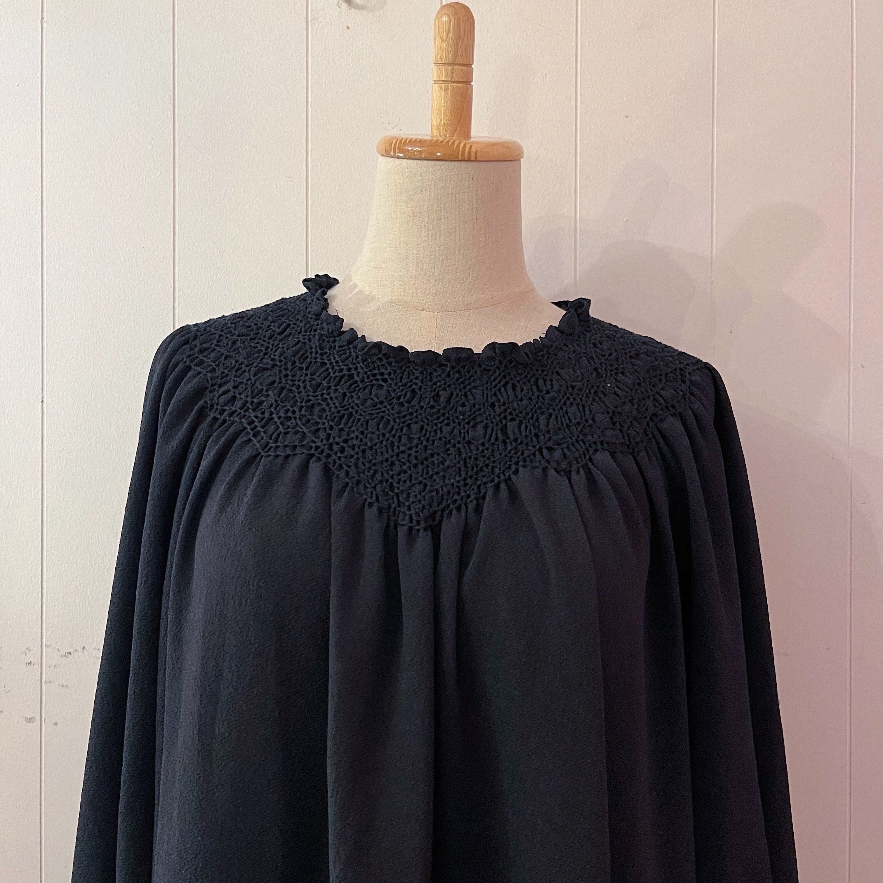 black shirring gather one-piece
