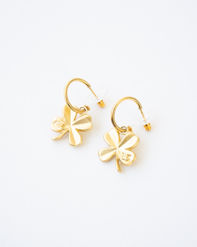 〈CHANEL〉CC clover earrings 2003SS