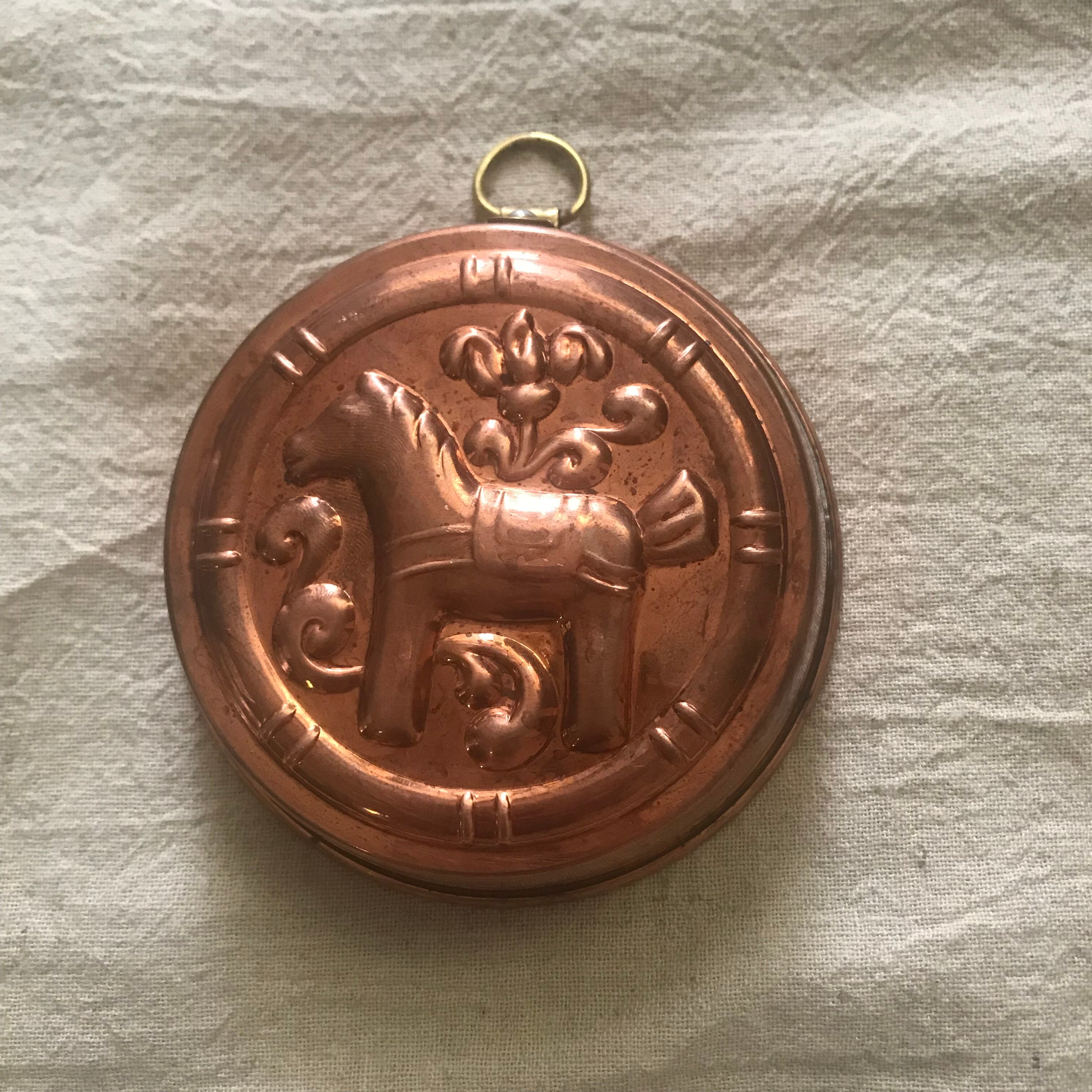 ダーラナホースの銅のモールド