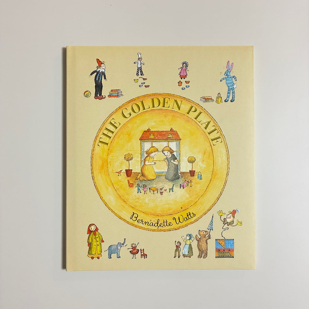 The Golden Plate | 素敵な洋書絵本のお店 Read Leaf Books