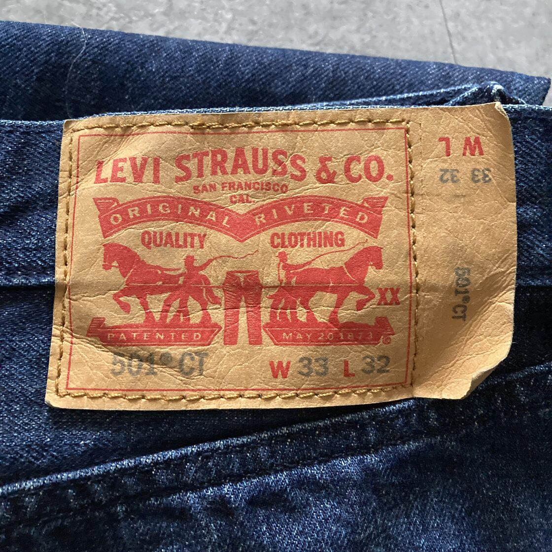 W33 L32】Levis 501 リーバイス ボタンフライ 濃紺 デニムパンツ 