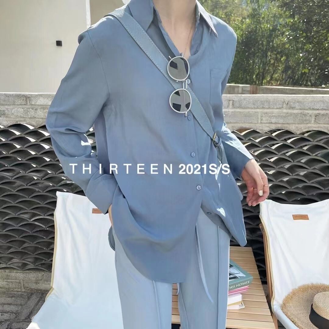 オーバーサイズ　シンプルシャツ　AJ2205-623