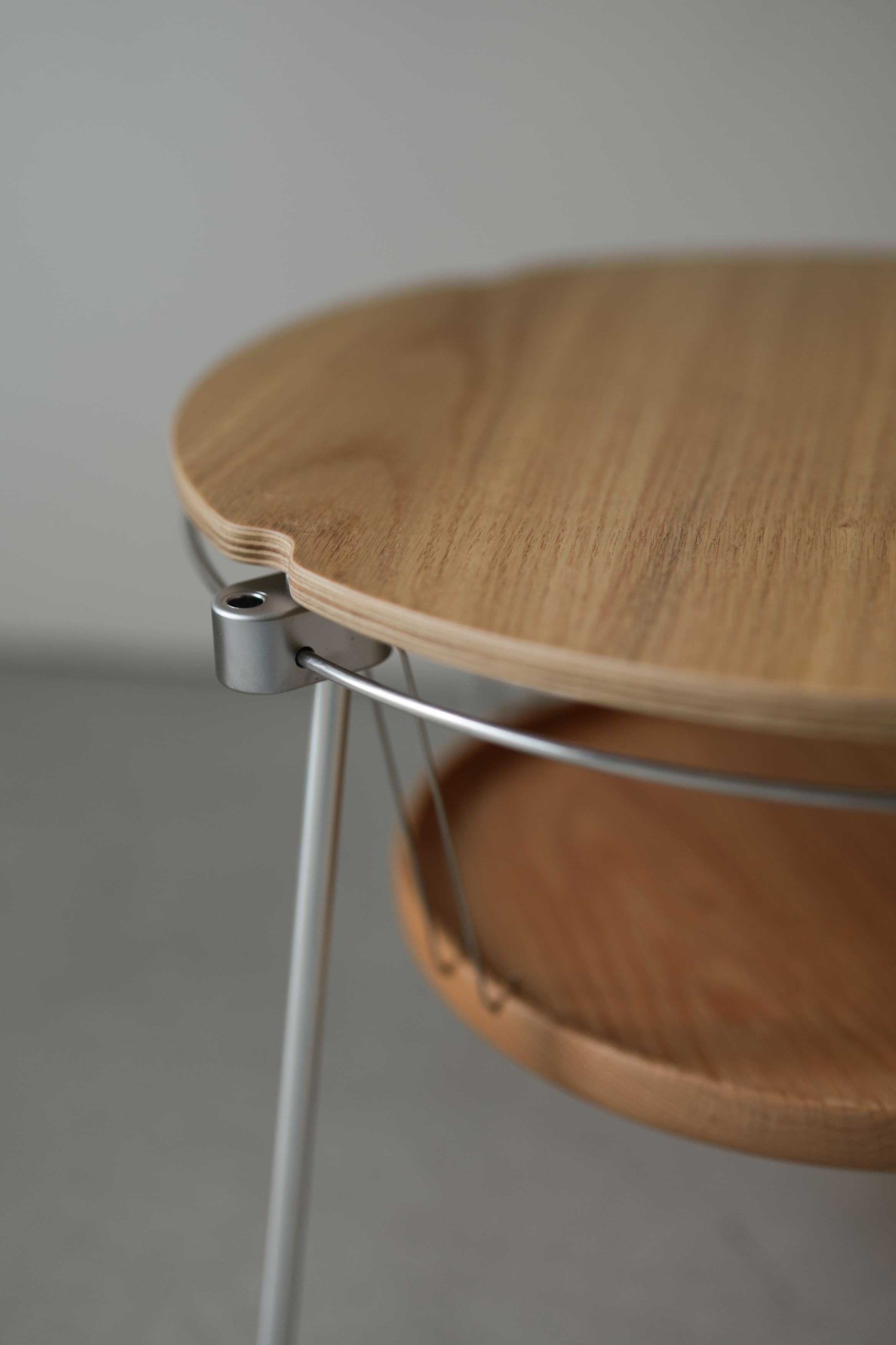 hxo Arc-Shaped Hanger for Round Table | hxo design jp