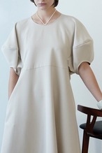 CLANE クラネ　NECK RIBBON LANTERN SLEEVE ONE PIECE