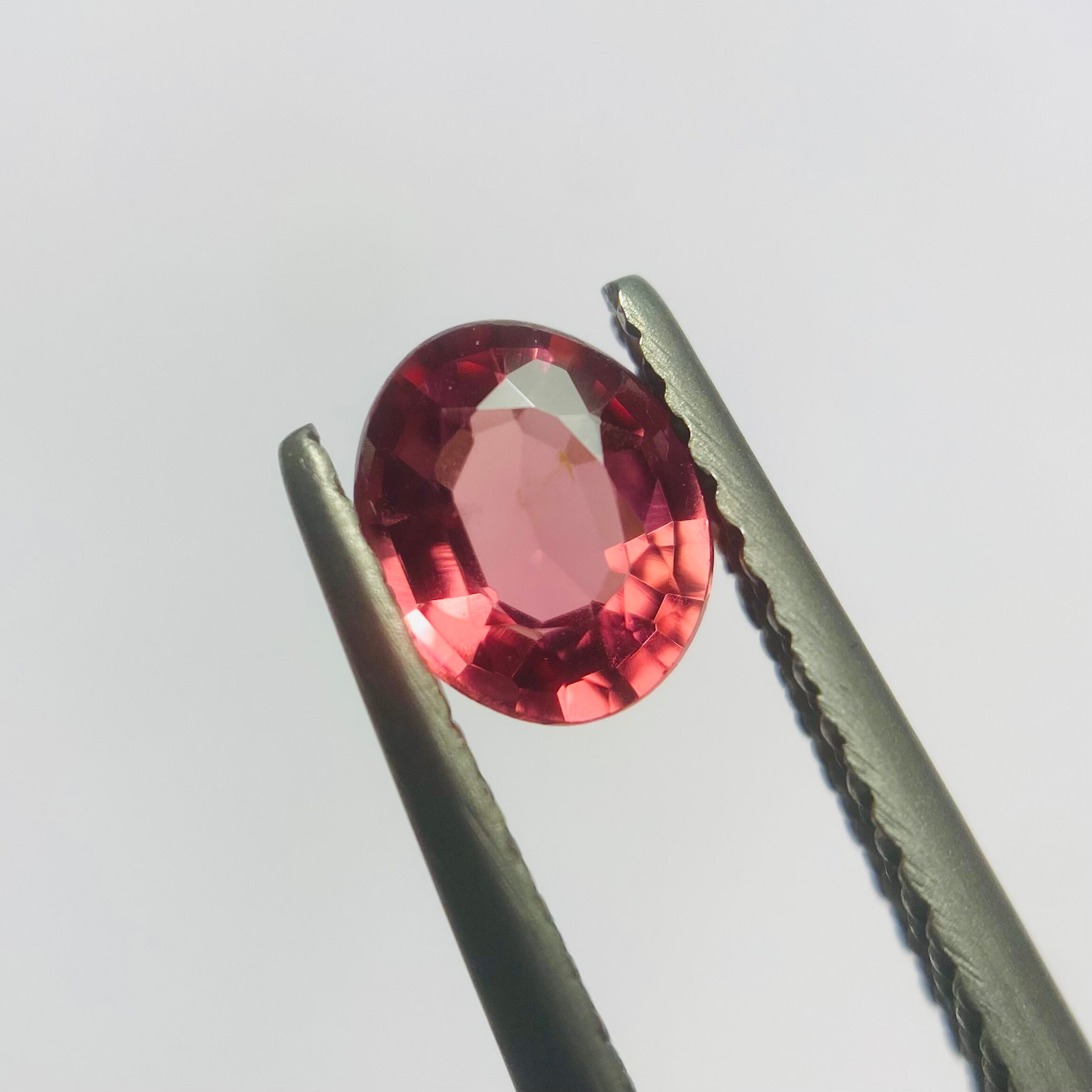 秋色　朱色スピネル