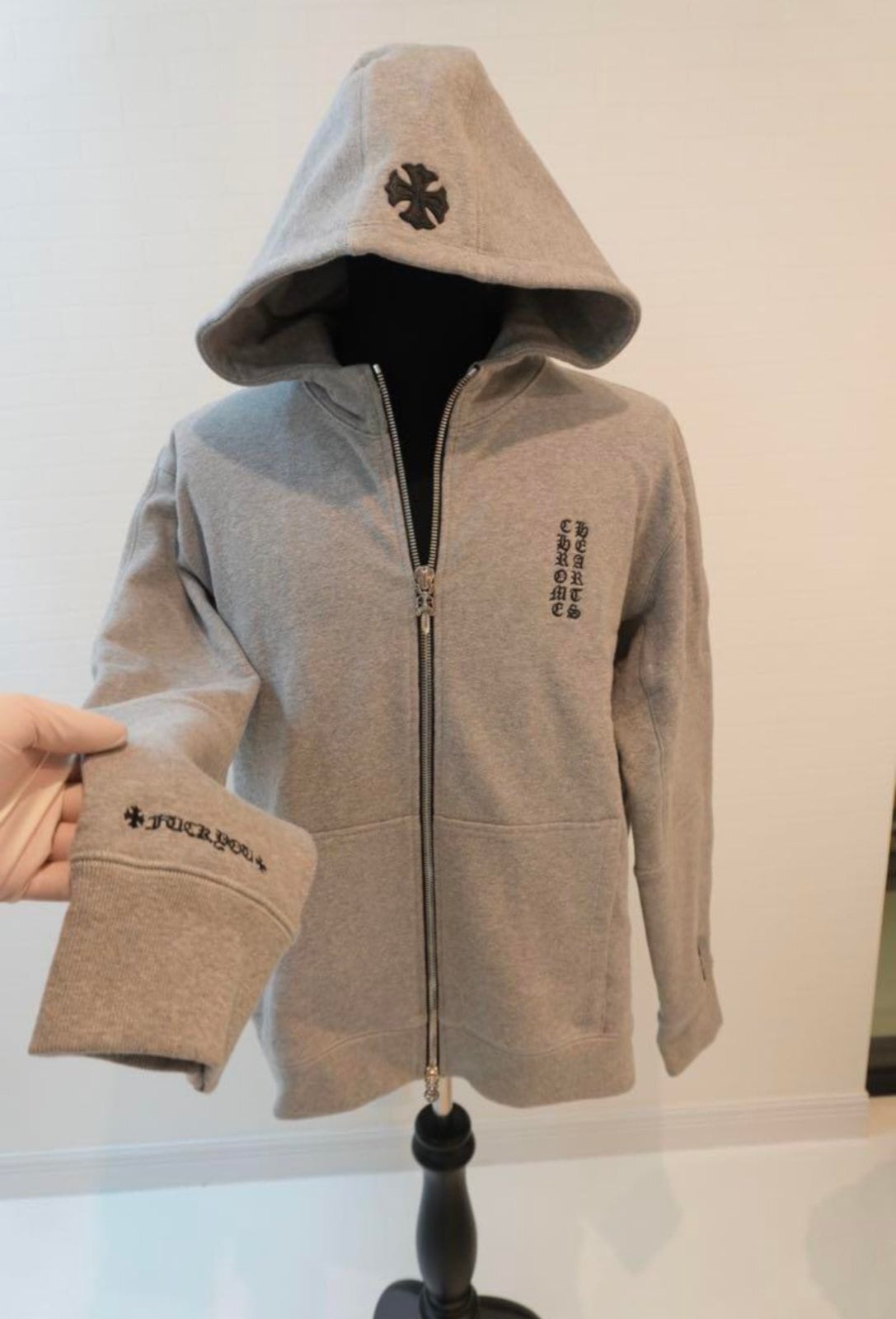 CHROME HEARTS クロムハーツ スウェットパーカー Y NOT グレー