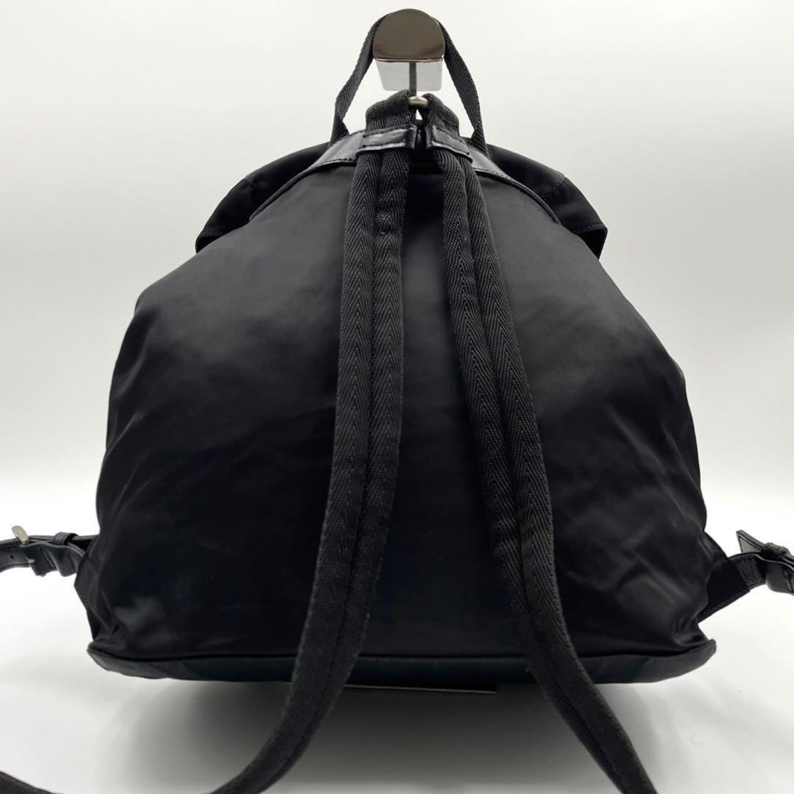 美品 PRADA プラダ リュック バックパック ちっさ 巾着 三角プレート 