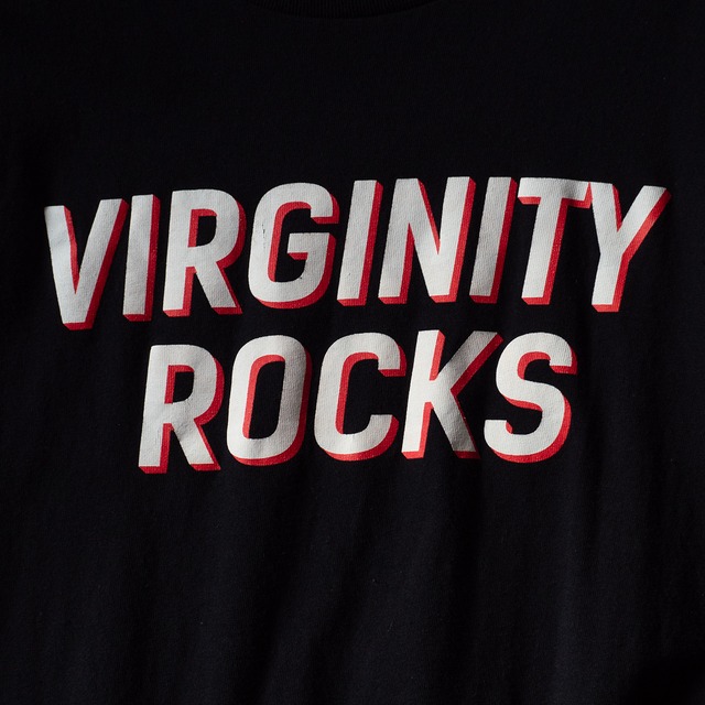 "VIRGINITY ROCKS" used Message T-shirt