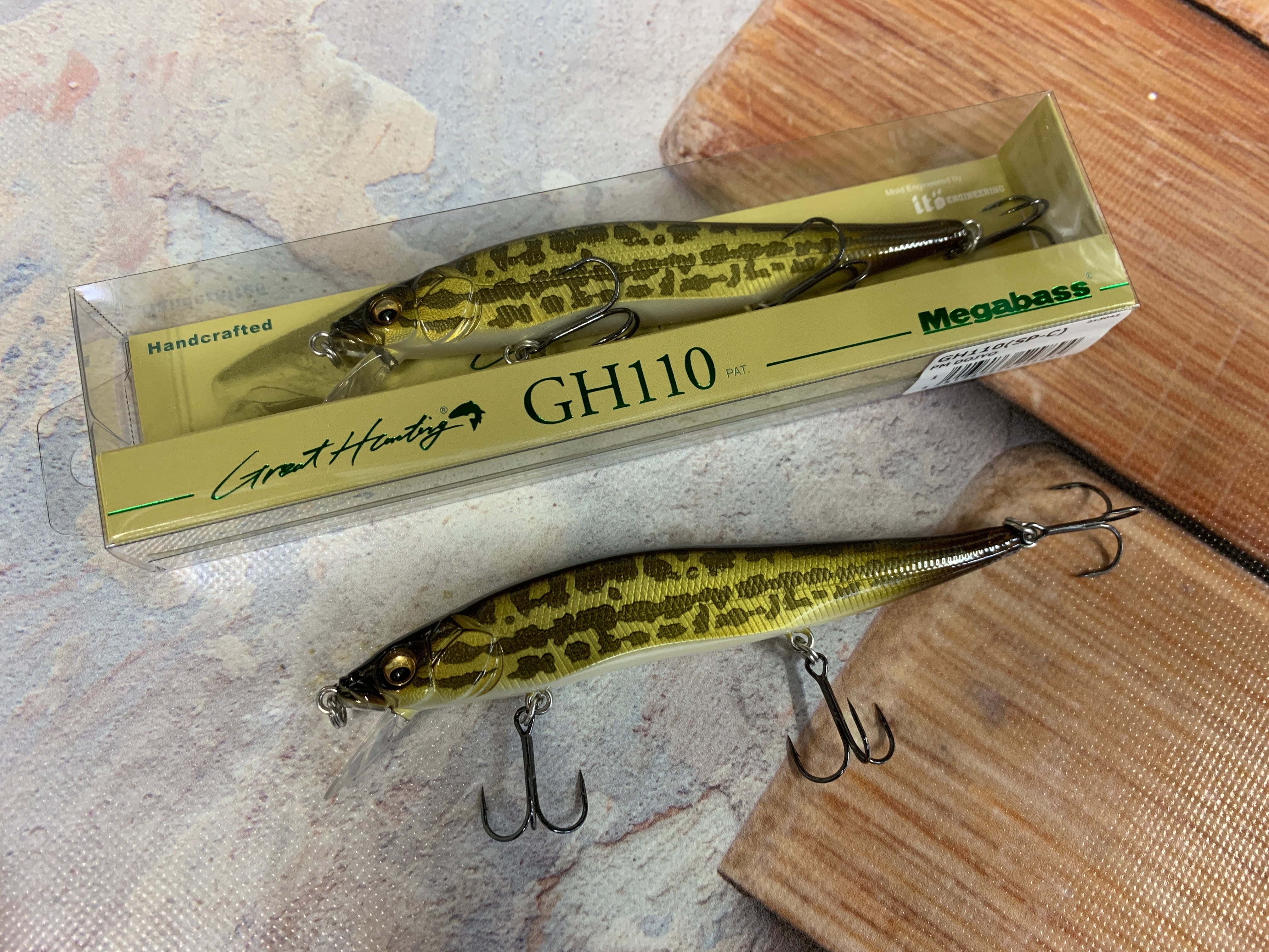 Megabass(メガバス) GH110 限定カラー【ドジョウ】 | アウトドア Megabass(メガバス) GH110 限定カラー【ドジョウ】 | アウトドア