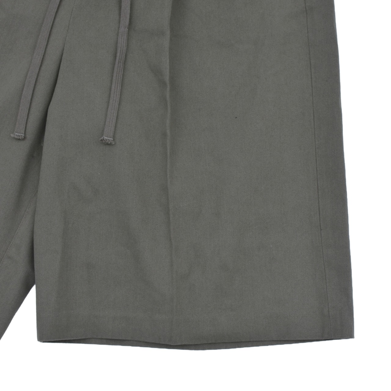 【ESSENTIALS】RELAXED DRAWSTRING SHORT - 8