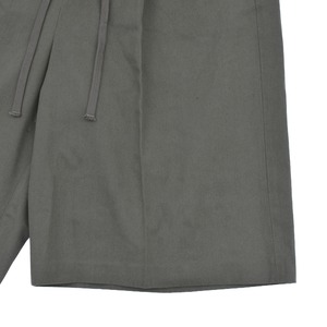 【ESSENTIALS】RELAXED DRAWSTRING SHORT
