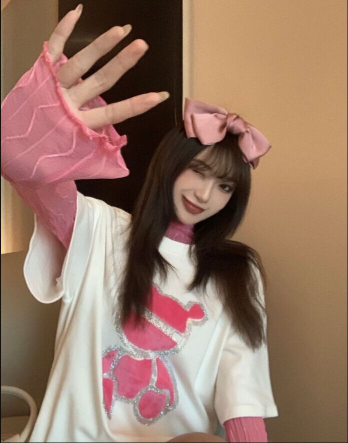 Tシャツ シャツ オータムウィンタールーズホワイトスタイルトップス 秋物 冬物 ブラックストロベリース40303253031