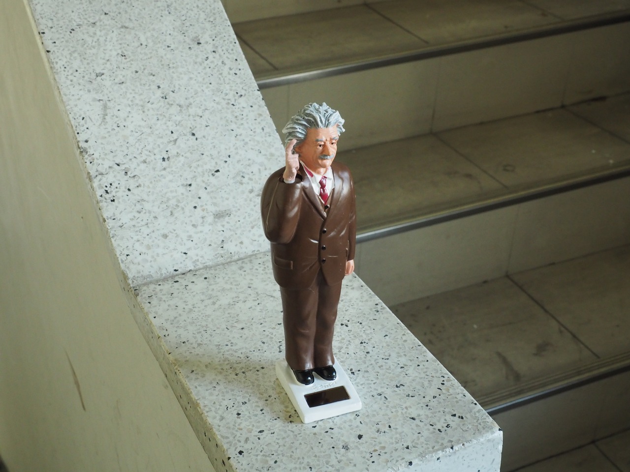 Solar Einstein
