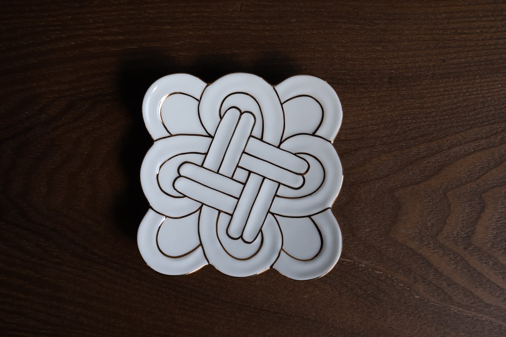 有田焼 田清窯 MUSUBI 金線吉祥結び 小皿