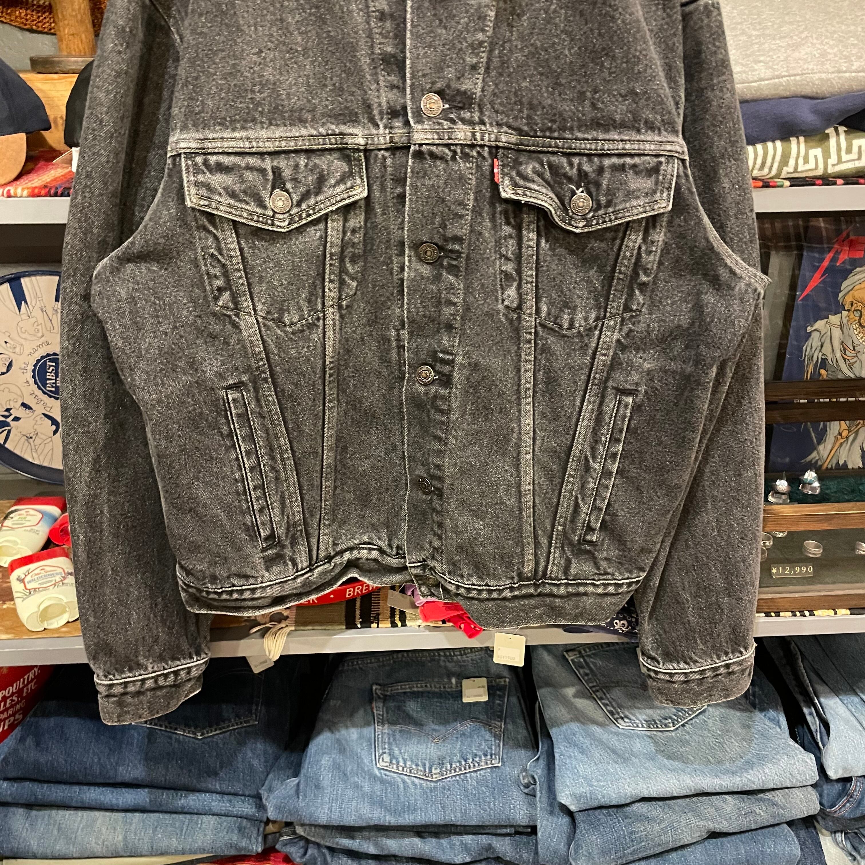 vintage Levi’s 70503 black denim jacket